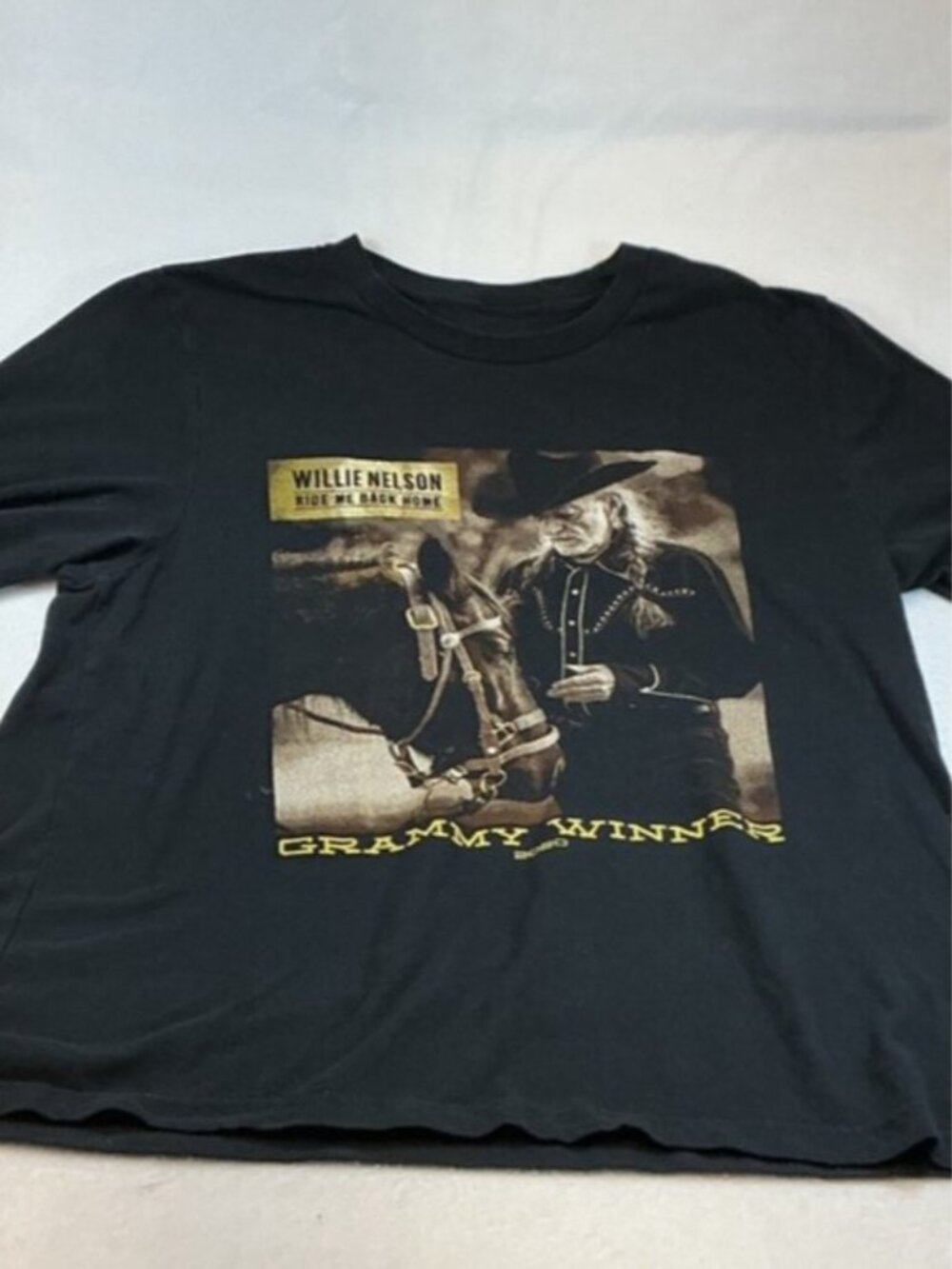 Willie Nelson Black Graphic Tee - Ride Me Back Home Sz M. 0681
